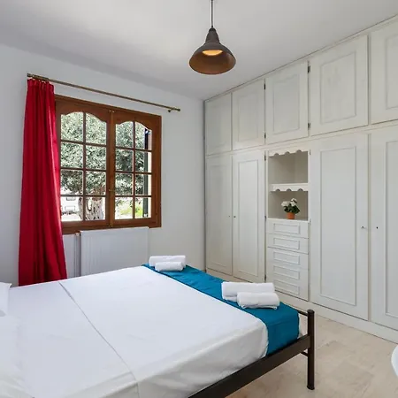 A&s Seaside House Holiday home Lixouri